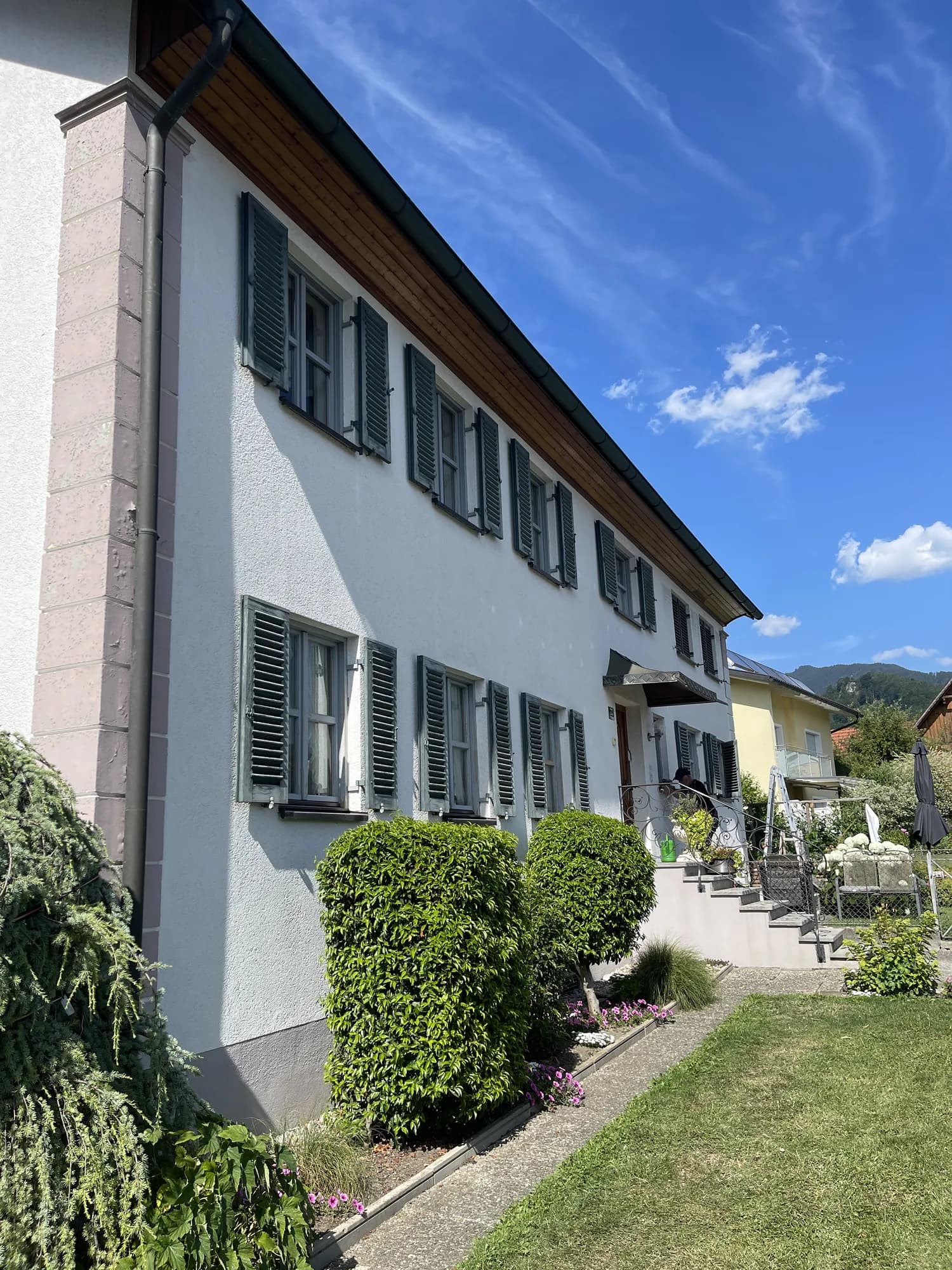 Landhaus mit Fensterläden – Projekt von Maler Falke