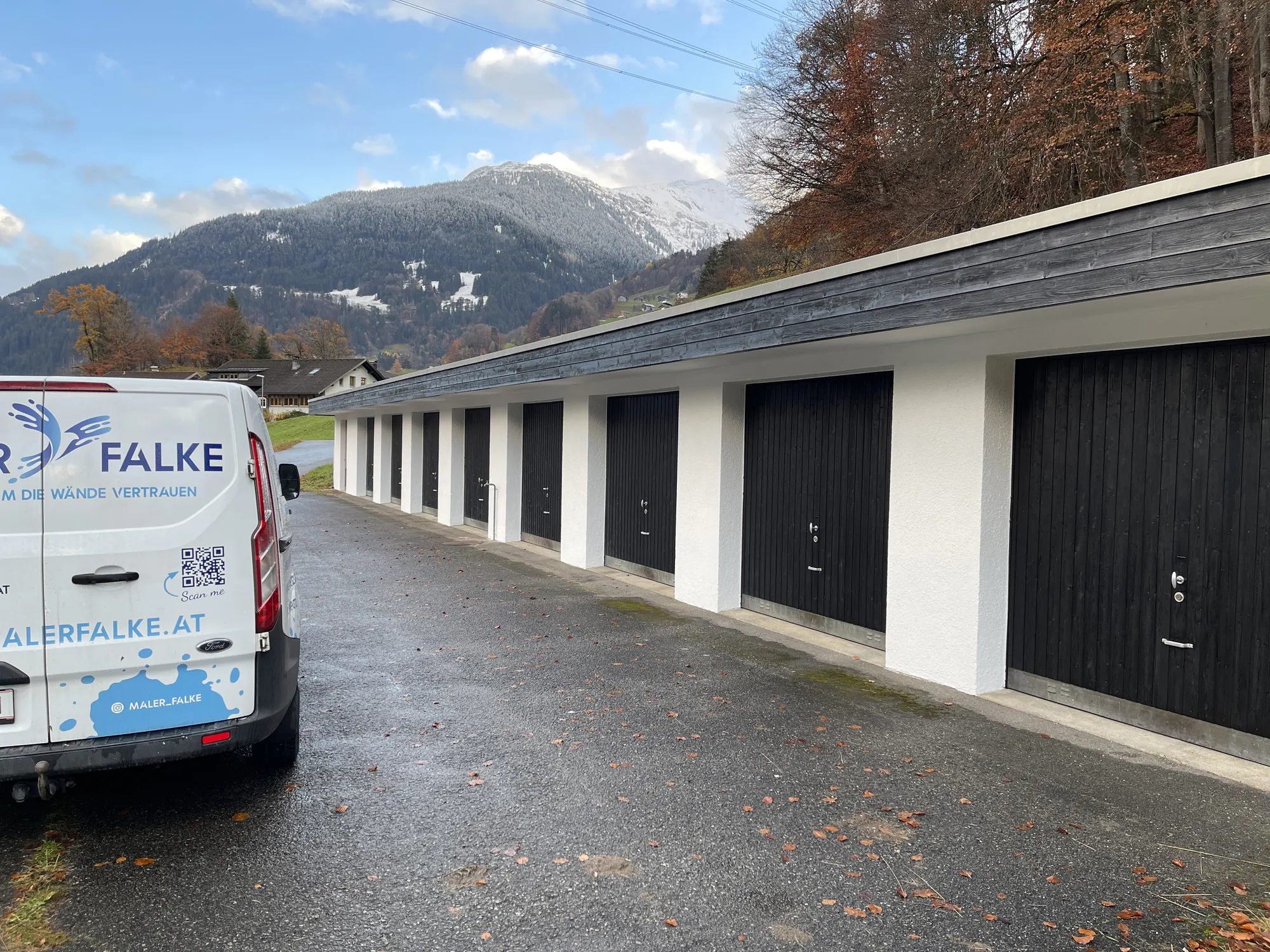 Maler Falke Einsatzbus in Vorarlberg